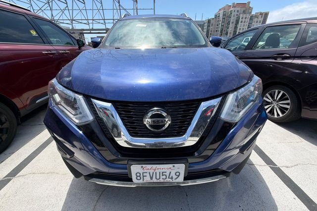 Used 2018 Caspian Blue Nissan SV image 3