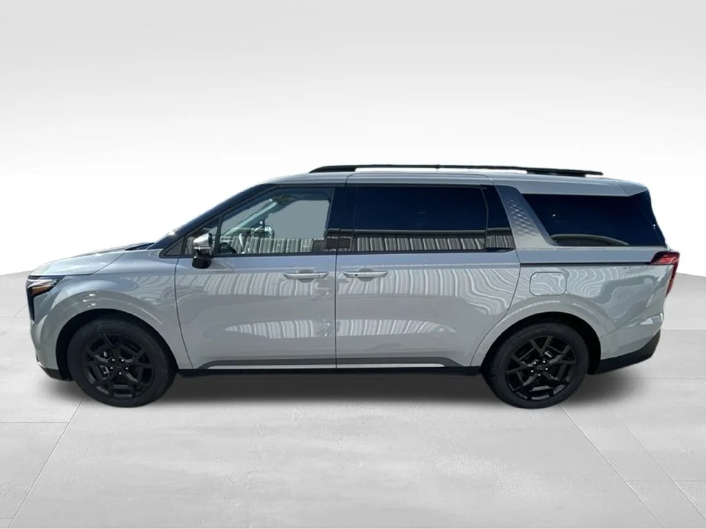 Used 2026  Kia  image 2