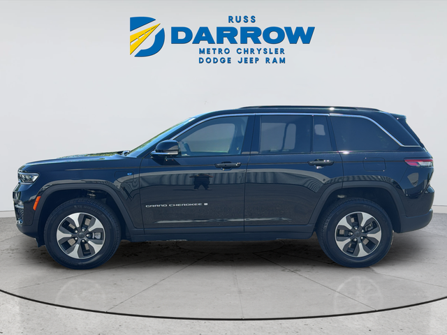 Used 2025 Black Jeep 4xe image 2