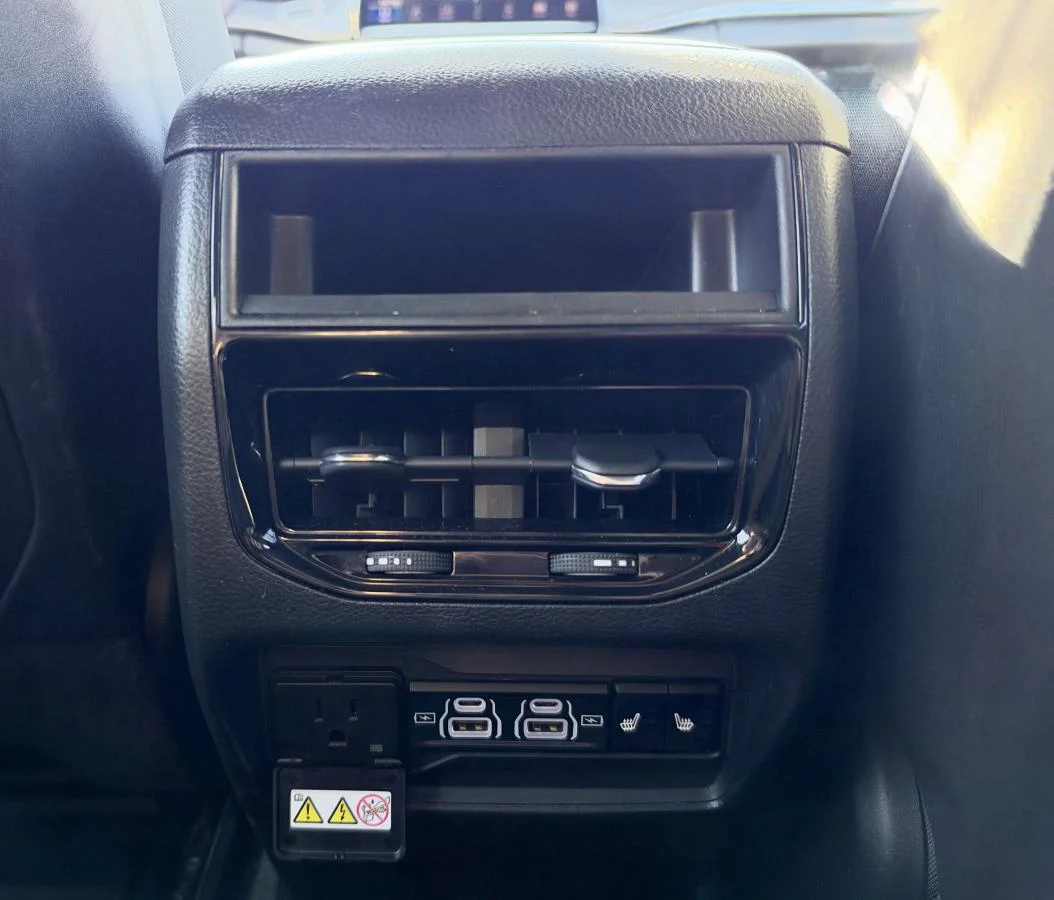 Used 2024 Black Jeep Limited image 19