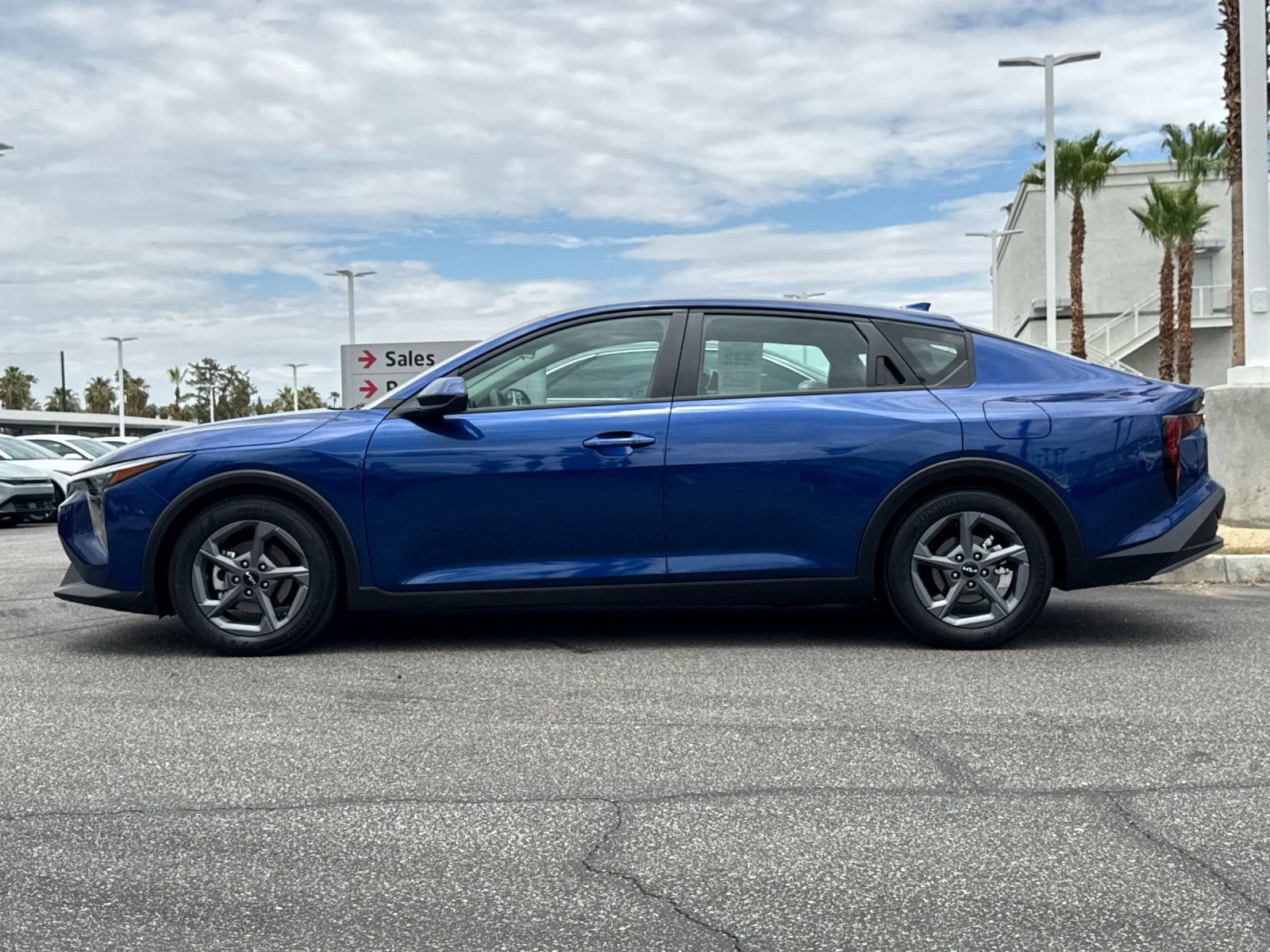 Certified Used 2025 Blue Kia LXS image 6