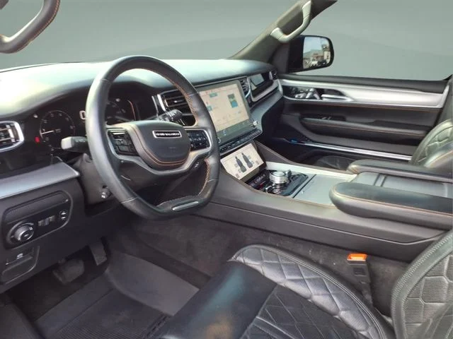 Used 2022 Black Jeep Series III image 10