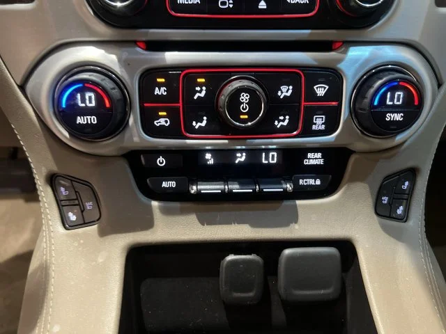 2015 GMC Yukon SLT - Photo 17