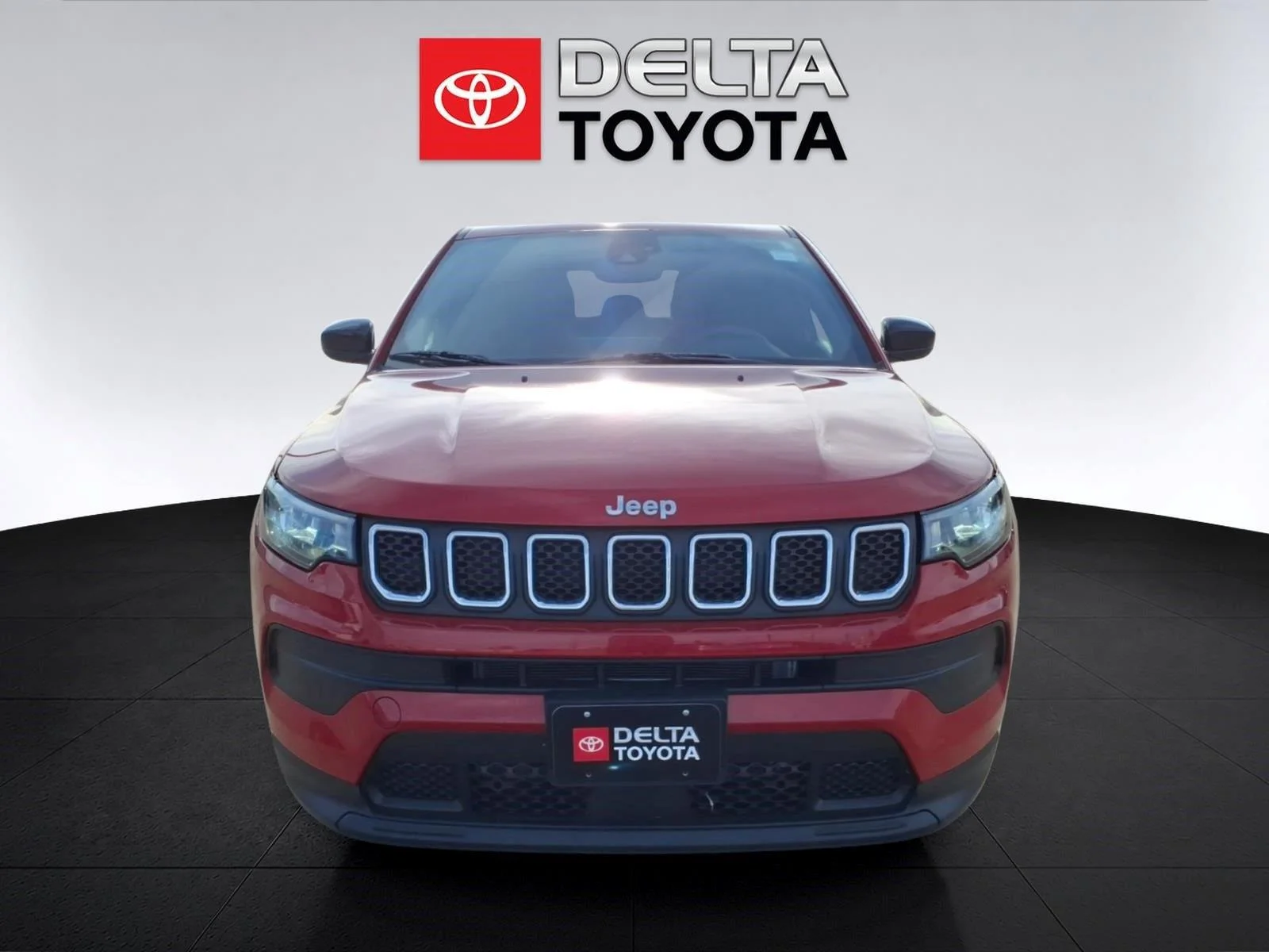 Used 2023 Redline Pearlcoat Jeep Sport image 7