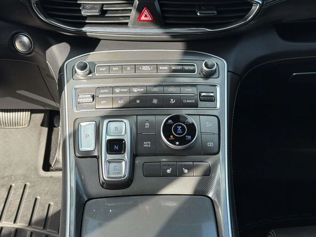 Used 2023 Silver Hyundai SEL image 20
