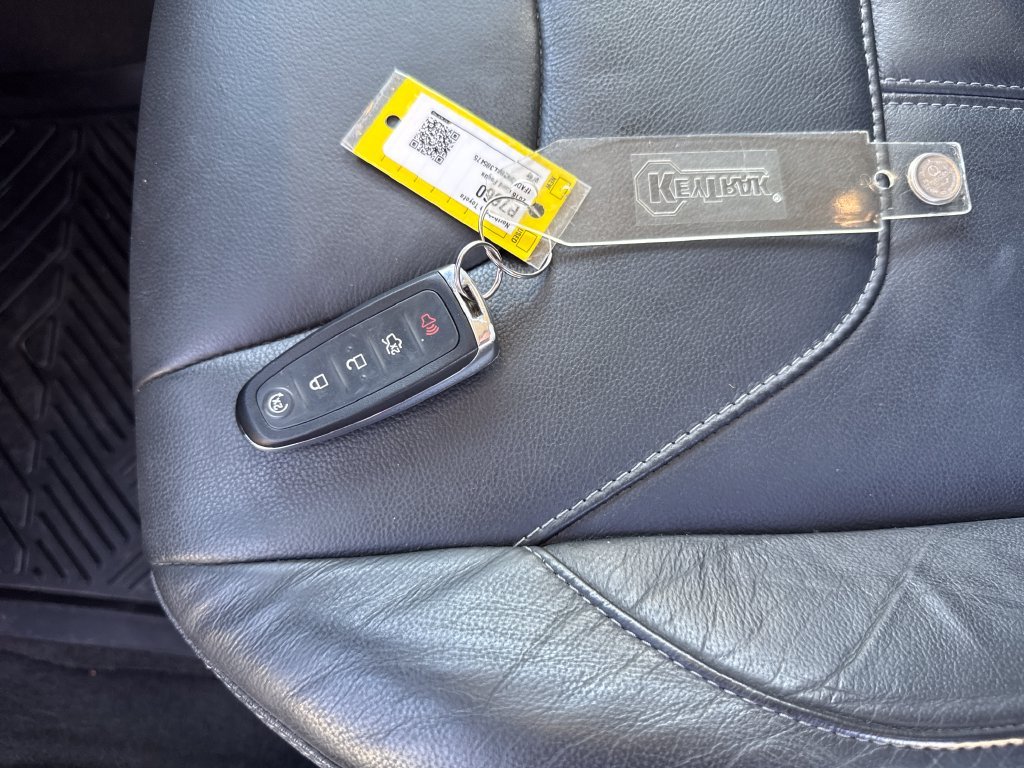 Used 2016  Ford Titanium image 36