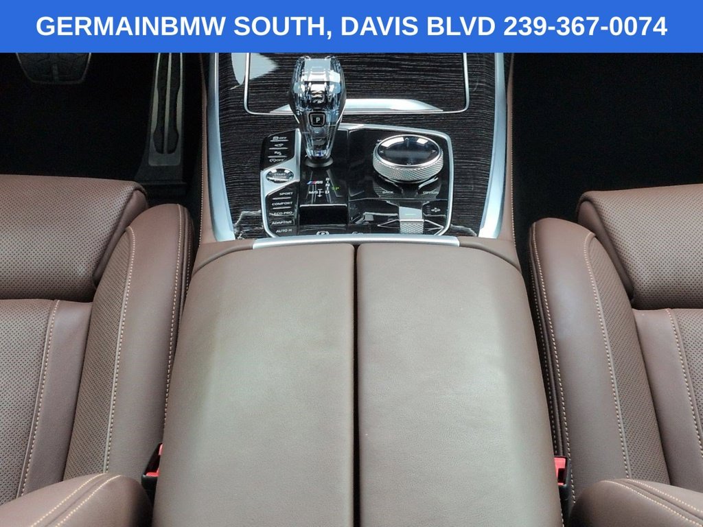 Used 2020 Gray Metallic BMW M50i image 21