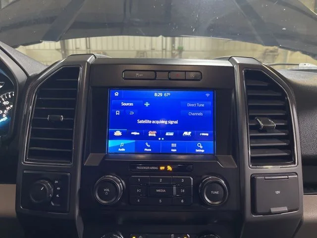 Used 2020 Black Ford XLT image 23
