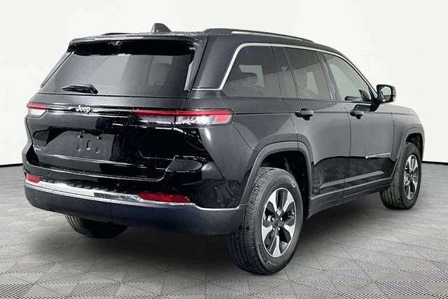 Used 2022 Black Jeep 4xe image 6