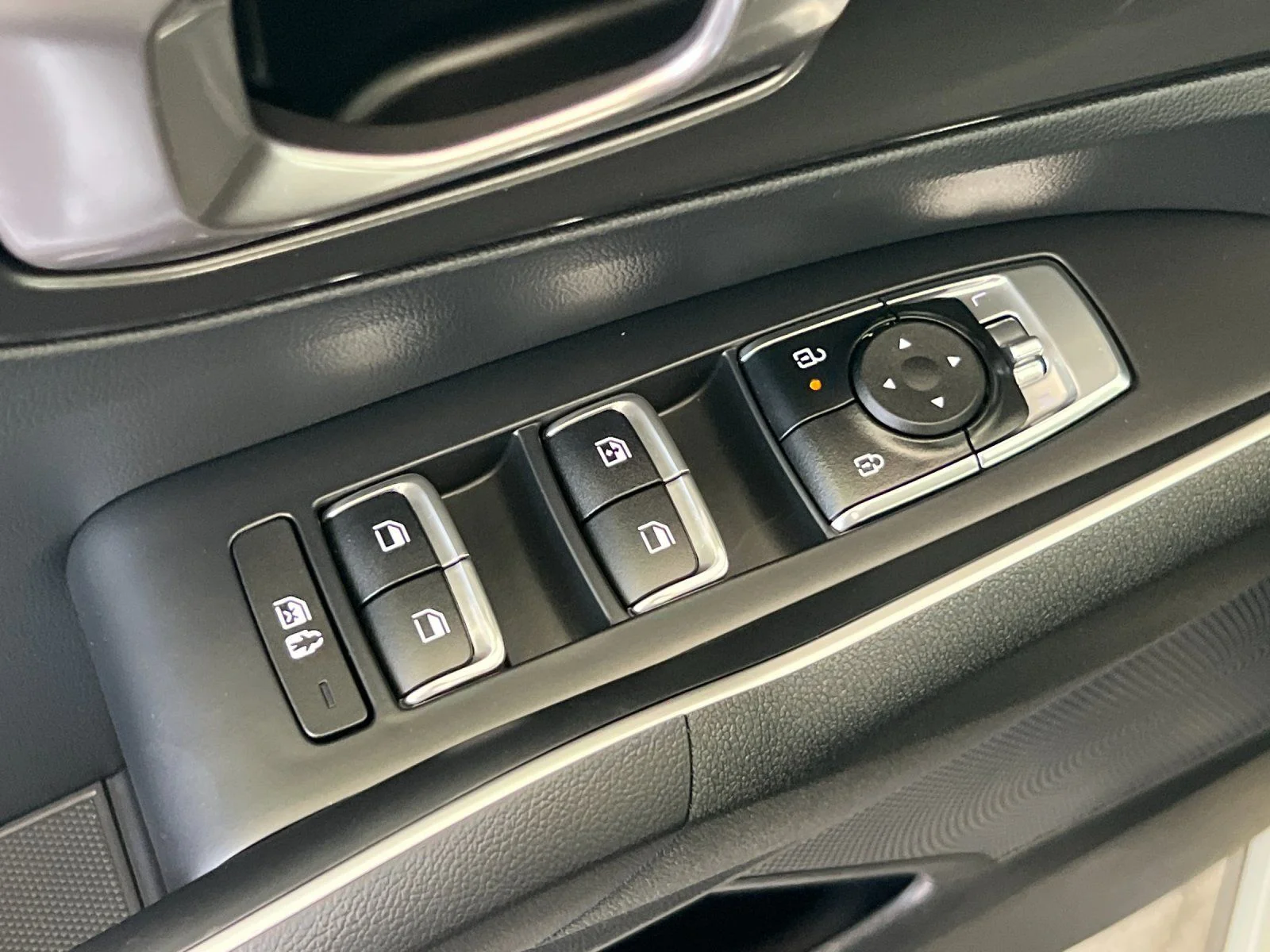New 2026 White Kia LX image 11