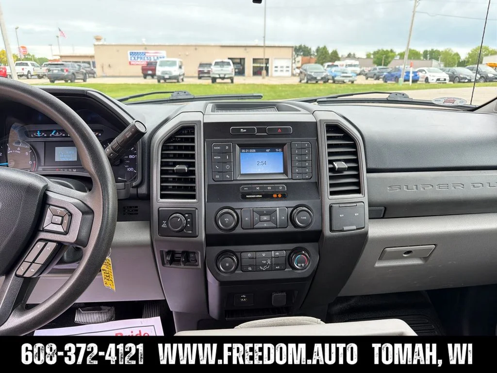 Used 2021 Stone Gray Metallic Ford XL image 17