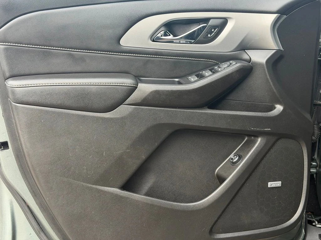 Used 2022 Green Chevrolet LT Leather image 23