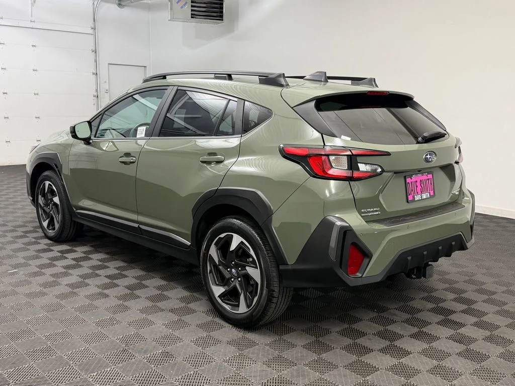 Used 2024 Alpine Green Subaru Limited image 3