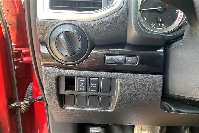 Used 2018 Red Nissan SV image 31