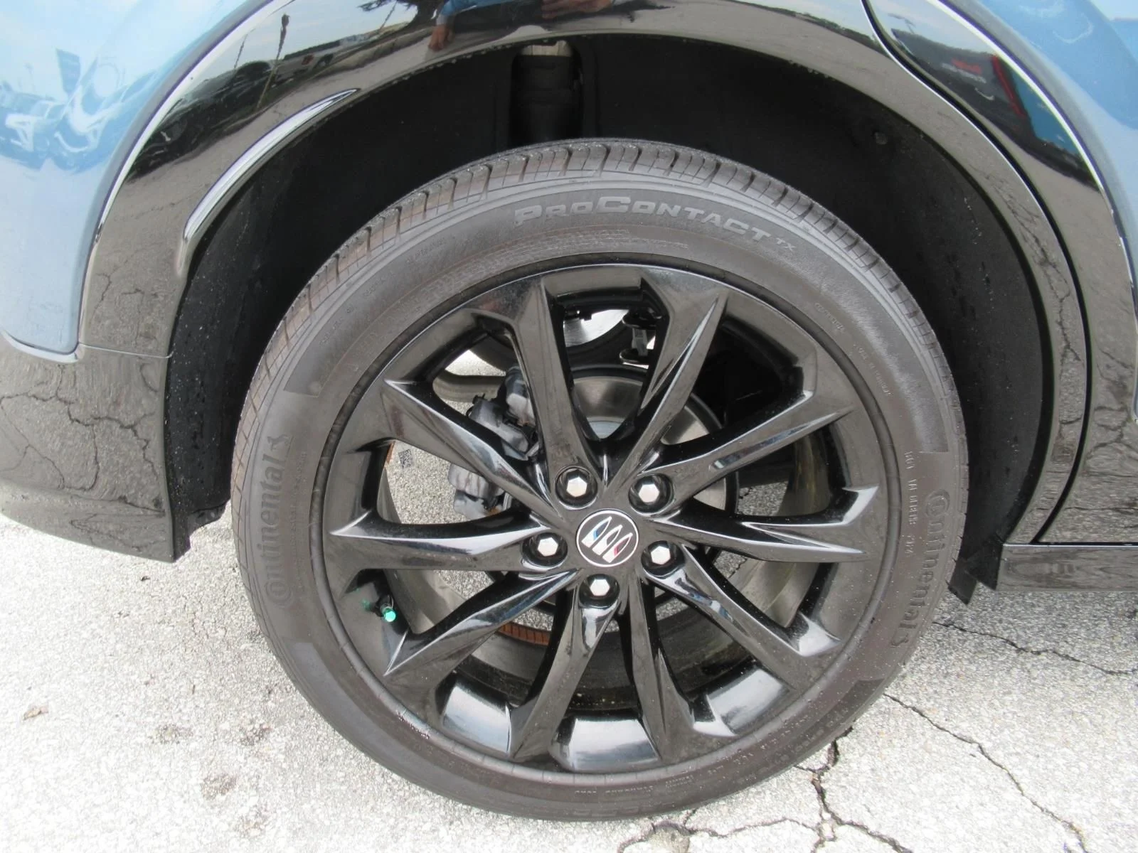 Used 2025 Blue Buick Sport Touring image 8