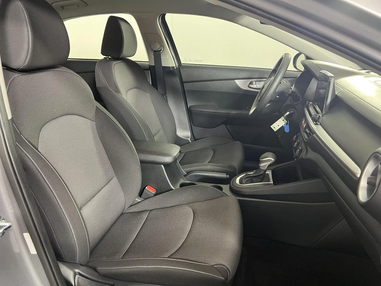 Used 2023 Steel Gray Kia LXS image 20