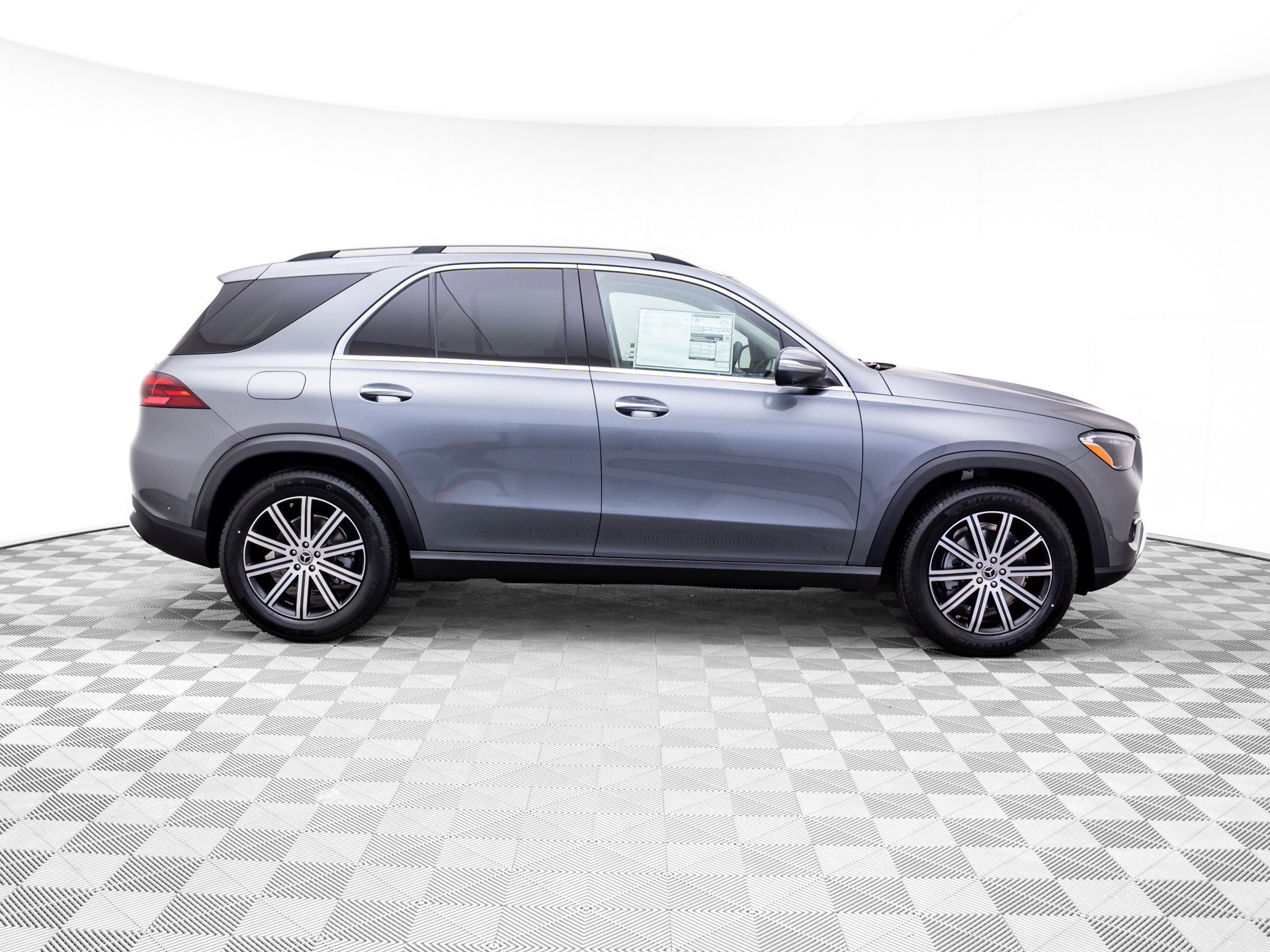 New 2026 Gray Mercedes-Benz GLE 350 image 43