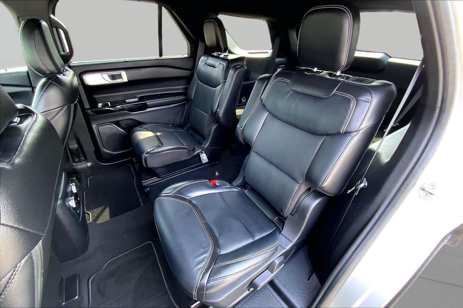 Used 2022 Iconic Silver Ford ST image 21