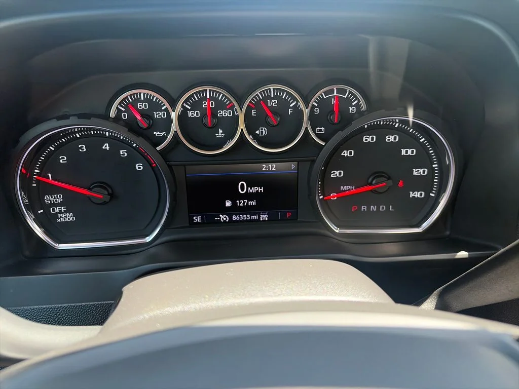 Used 2020 White Chevrolet LT image 16