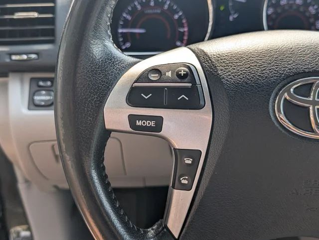 Used 2013 Black Toyota SE image 14