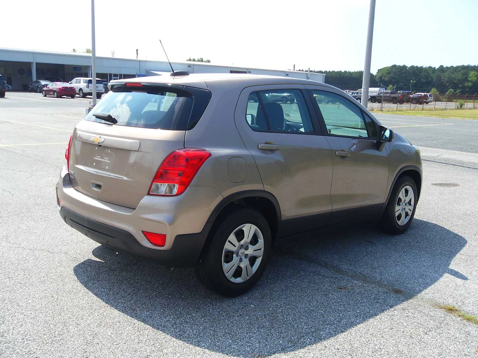 Used 2018 Sandy Ridge Metallic Chevrolet LS image 5