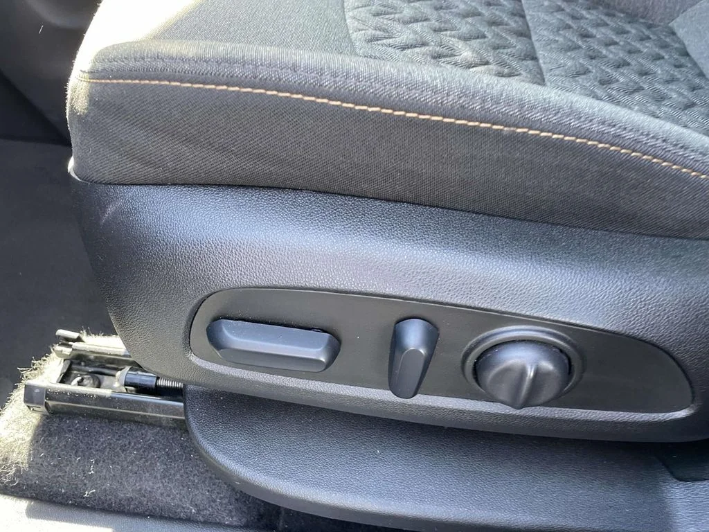 Used 2023 Sterling Gray Metallic Chevrolet LT image 19