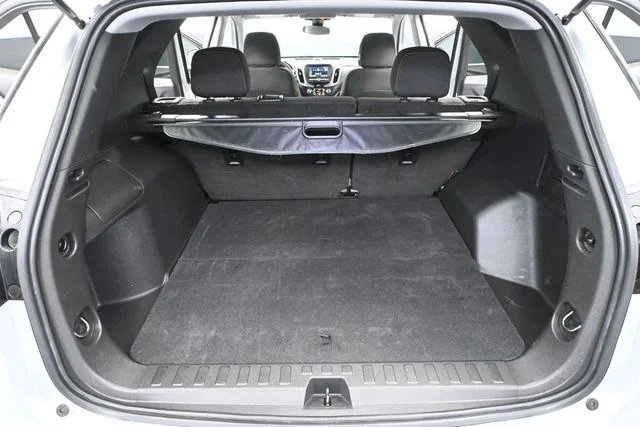 Used 2022 Silver Chevrolet LT image 38