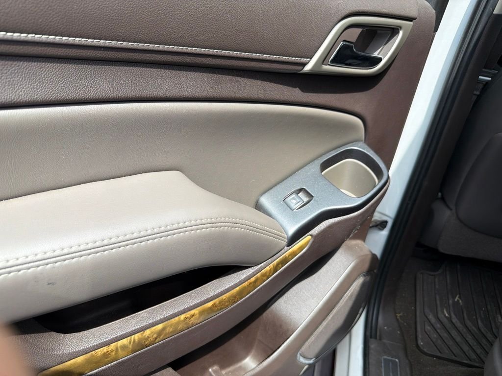 Used 2016 White GMC Denali image 15