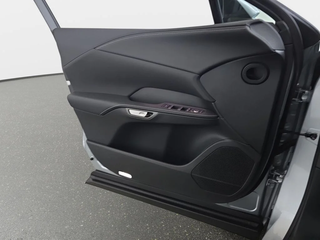 New 2026 Iridium Lexus PREMIUM PLUS image 25