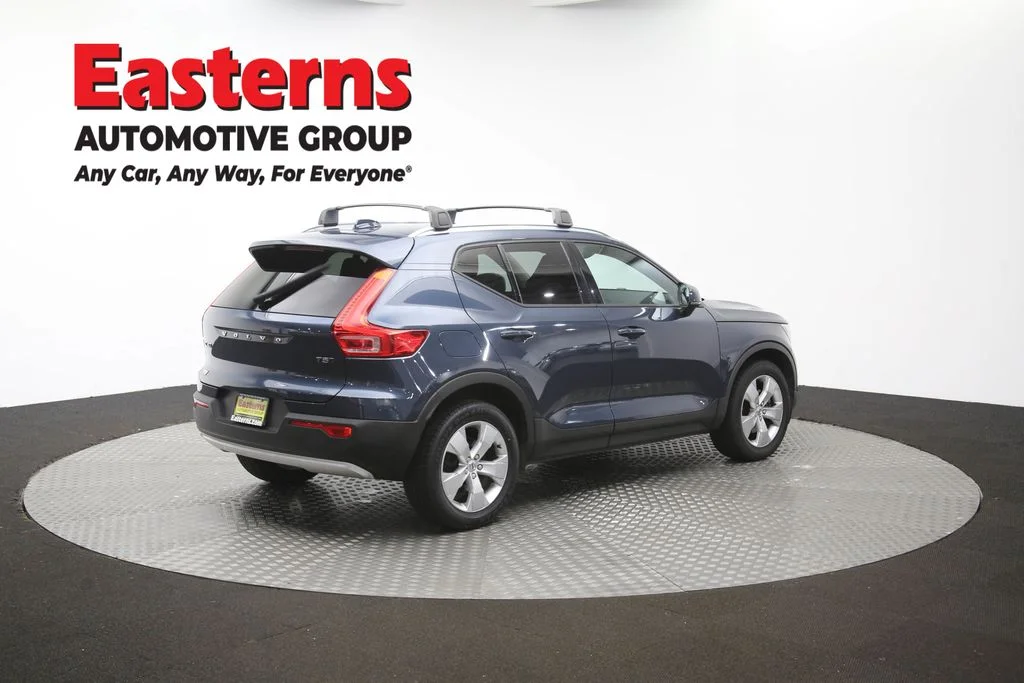 Used 2021 Gray Volvo Momentum image 42