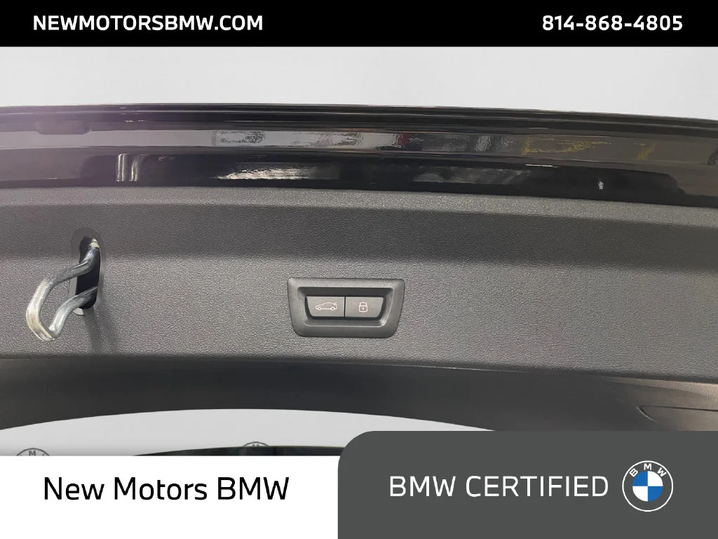 Used 2024 Carbon Black Metallic BMW xDrive30i image 17