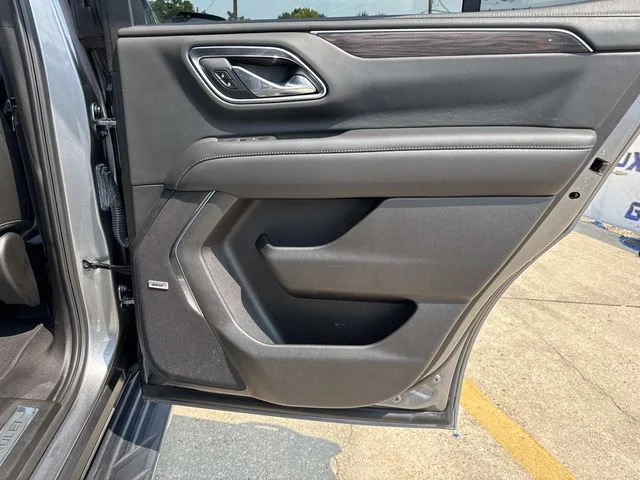 Used 2021 Gray Chevrolet LT image 22