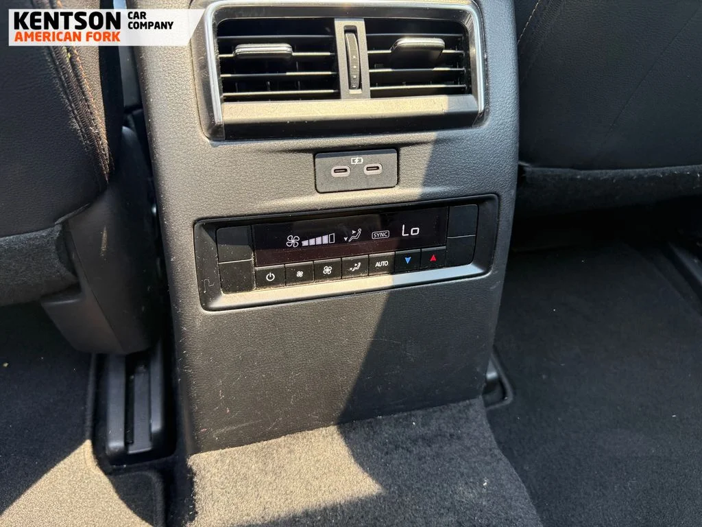 Used 2025 Silver Mazda 3.3 Turbo Premium image 32