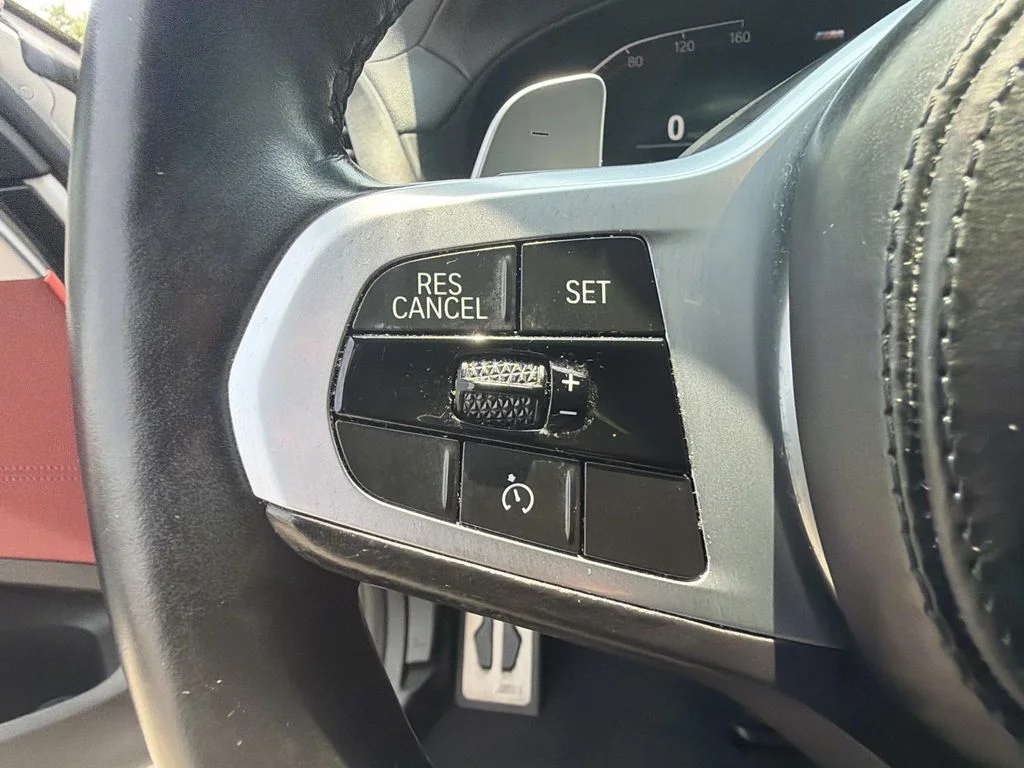 Used 2021 White BMW xDrive30i image 9