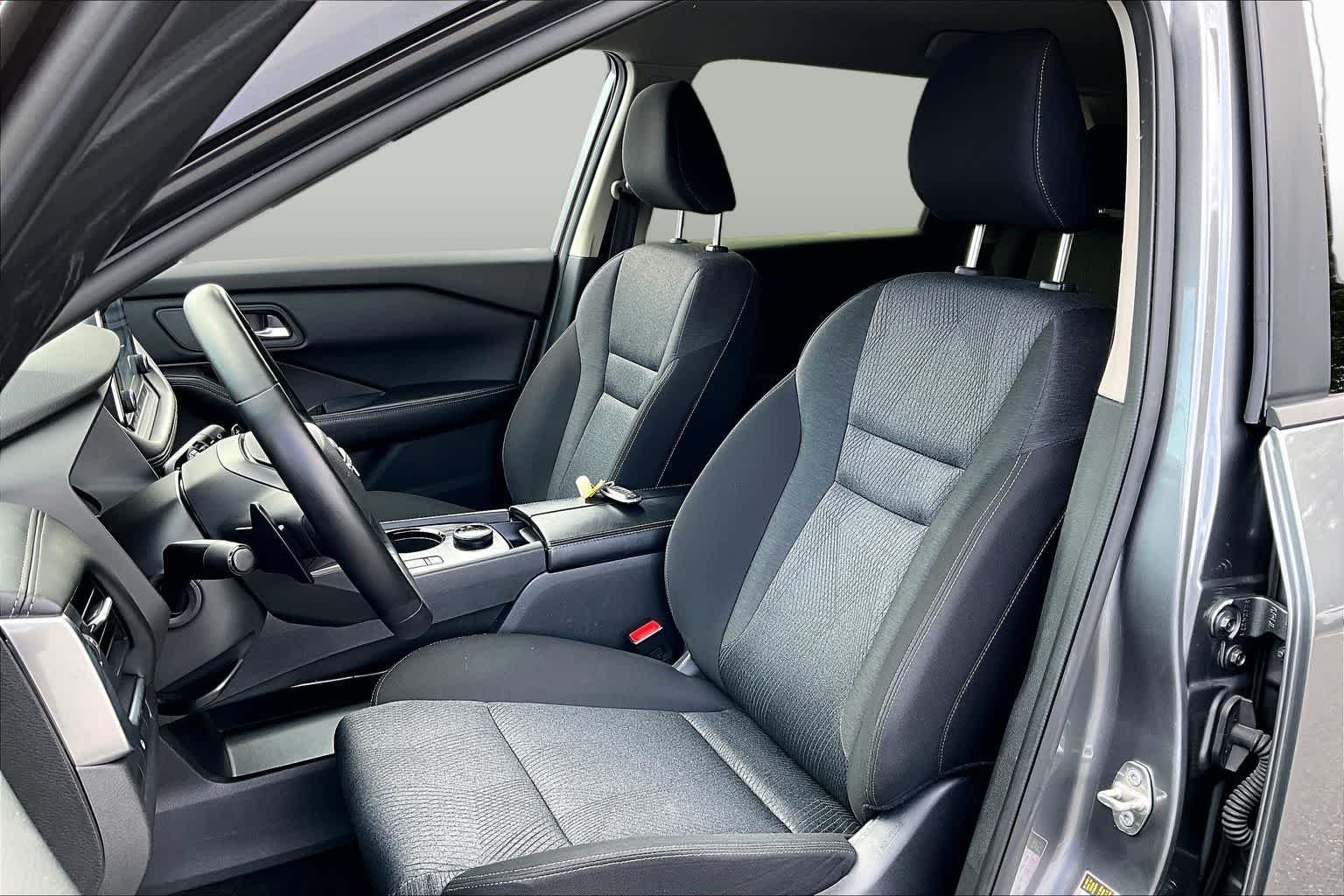 Used 2025 Gun Metallic Nissan SV image 8