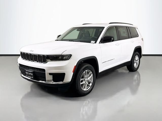 New 2026 Bright White Clearcoat Jeep Laredo image 3