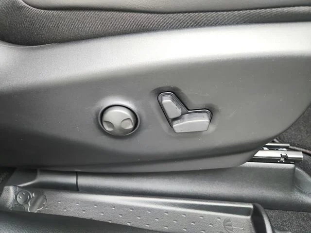 2026 Chrysler Pacifica Limited - Photo 33