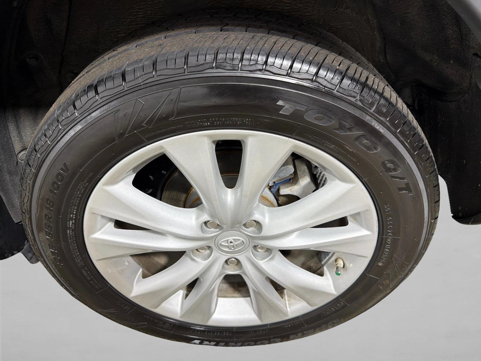 Used 2015 Blue Crush Metallic Toyota Limited image 22