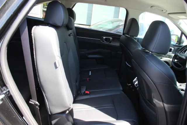 Used 2026 Black Kia EX image 32