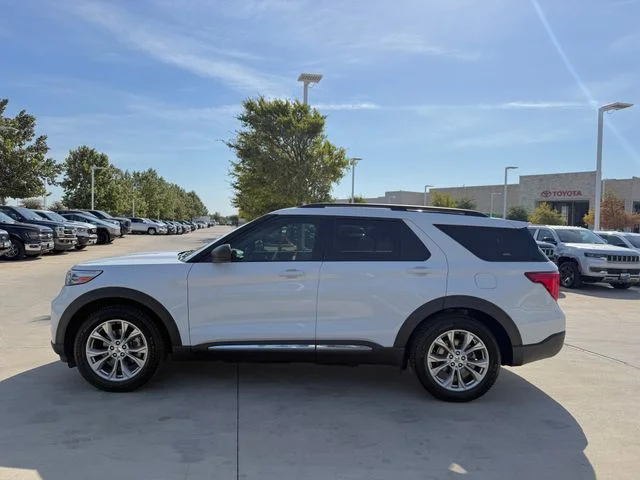 Used 2021 Oxford White Ford XLT image 10