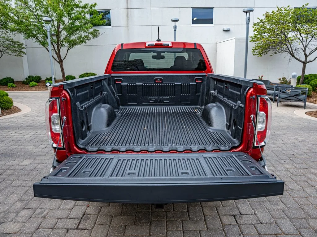 Used 2015 Copper Red Metallic GMC SLE1 image 41