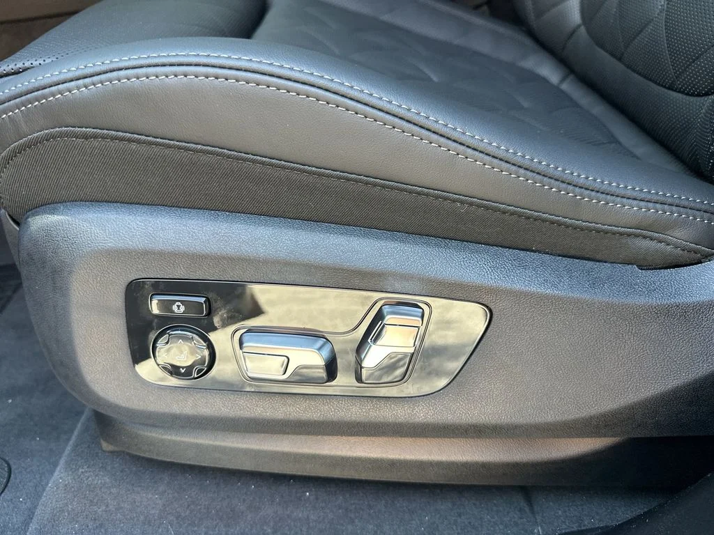 2026 BMW X5 40i - Photo 14