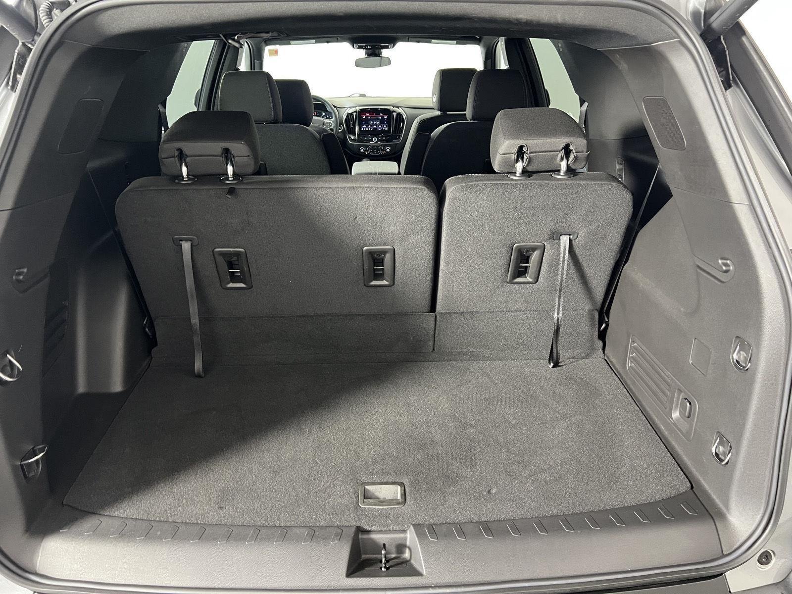 Used 2023 Sterling Gray Metallic Chevrolet LT Cloth image 22