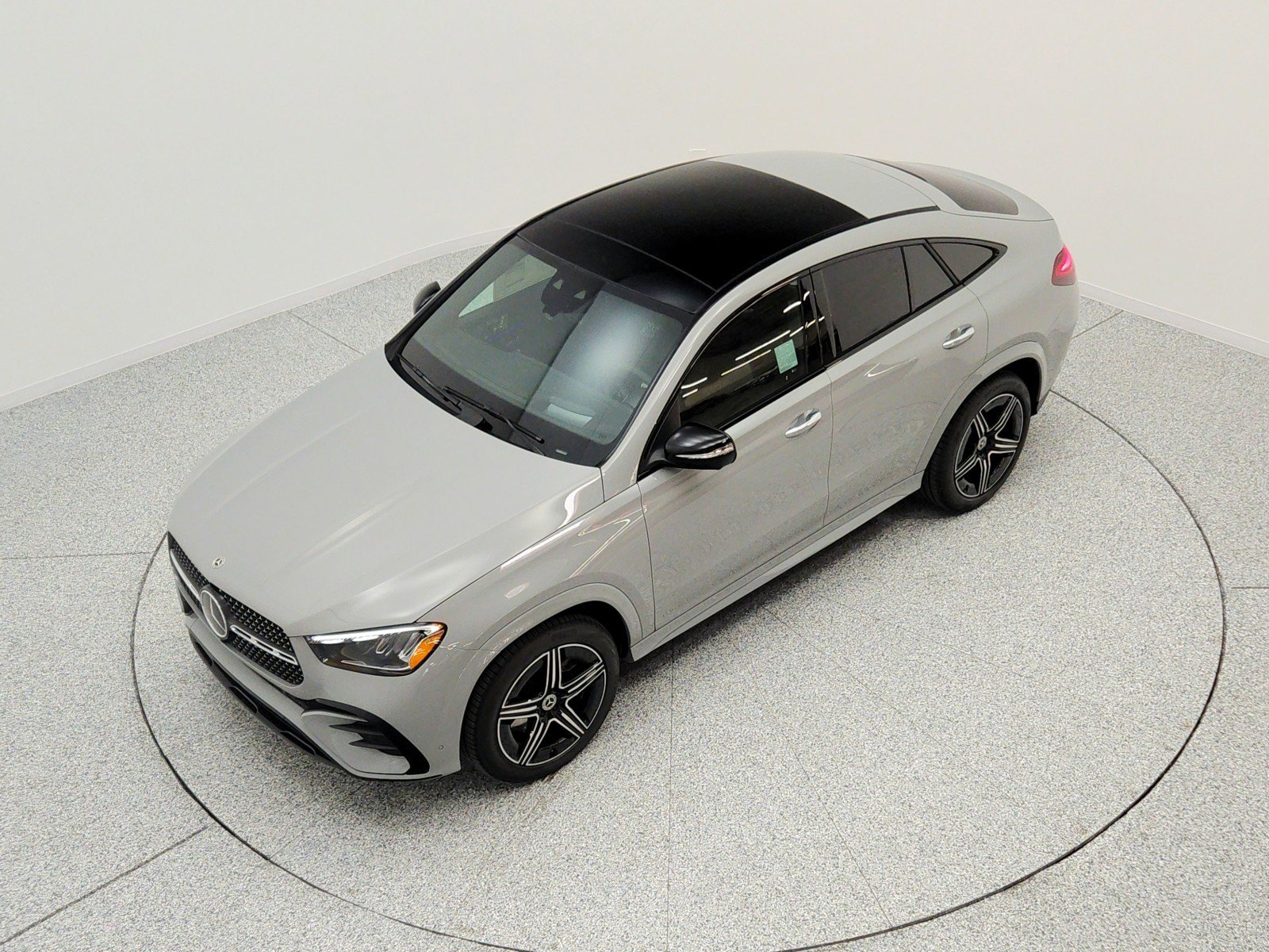 New 2026 MANUFAKTUR Alpine Grey Mercedes-Benz GLE 450 4MATIC® Coupe image 45