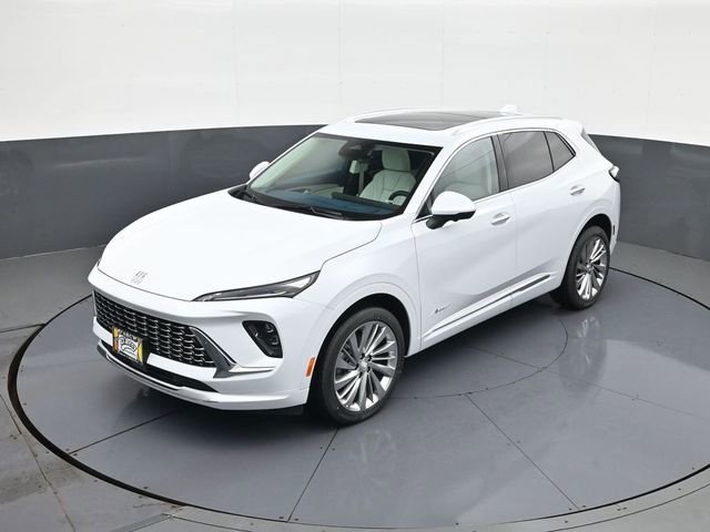 New 2026 Iridescent White Tricoat Buick Avenir image 13