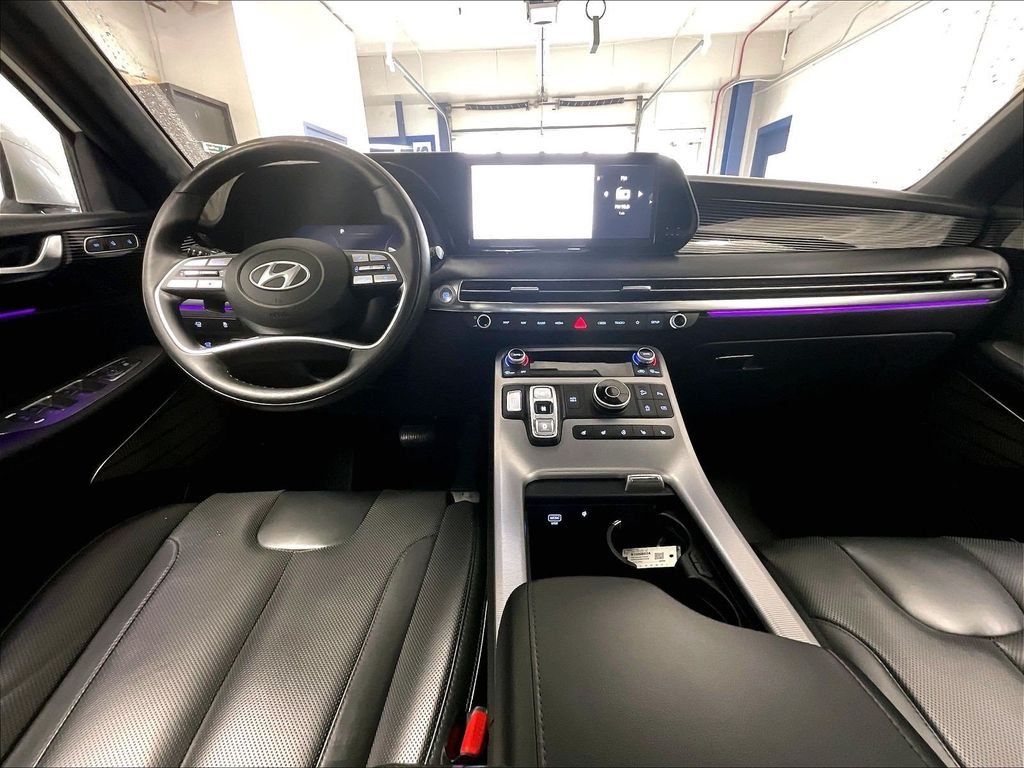 Used 2024 Silver Hyundai Calligraphy image 22