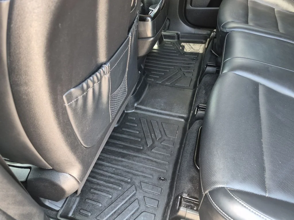 Used 2022 Gray Kia LX image 32