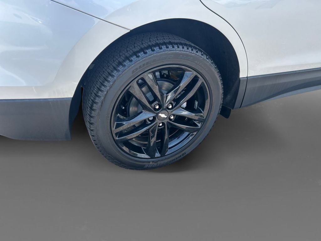 Used 2021 Silver Chevrolet LT image 10