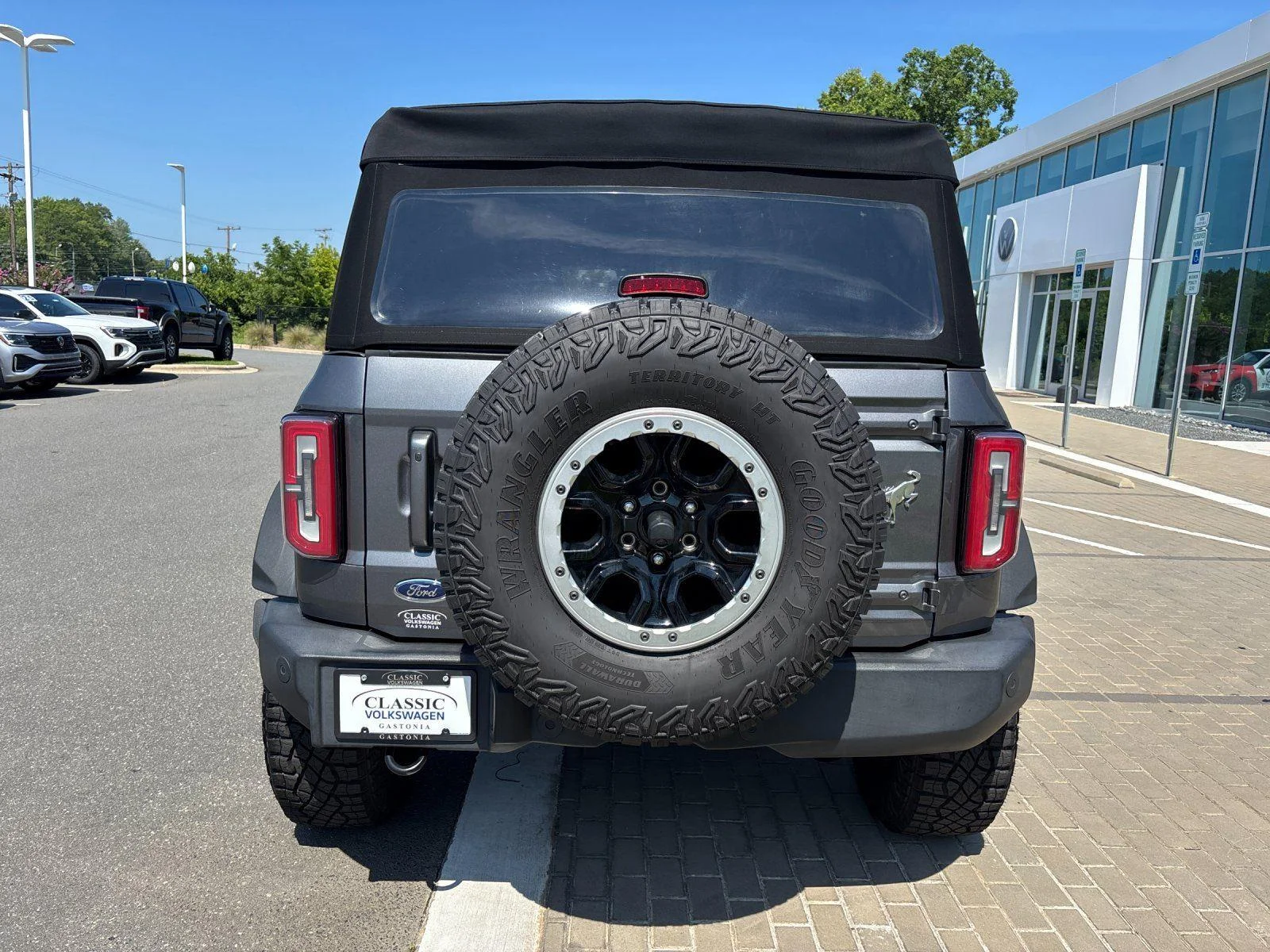 Used 2022 Carbonized Gray Ford Outer Banks image 4