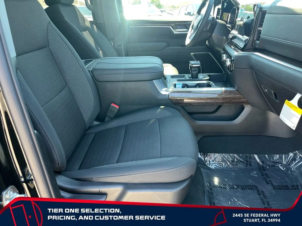 New 2026 Onyx Black GMC Elevation image 19